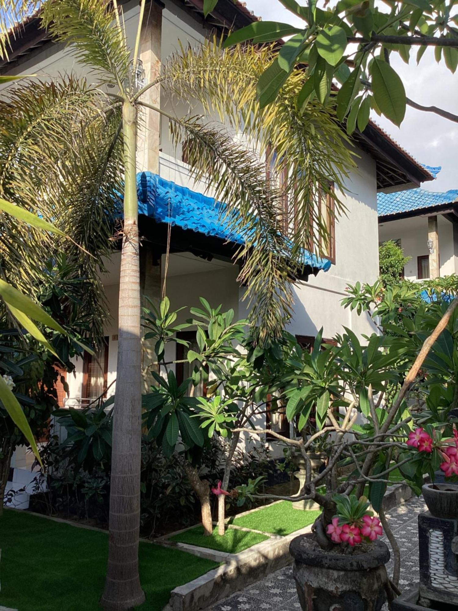 Linda Beach Hotel Lembongan Exterior foto