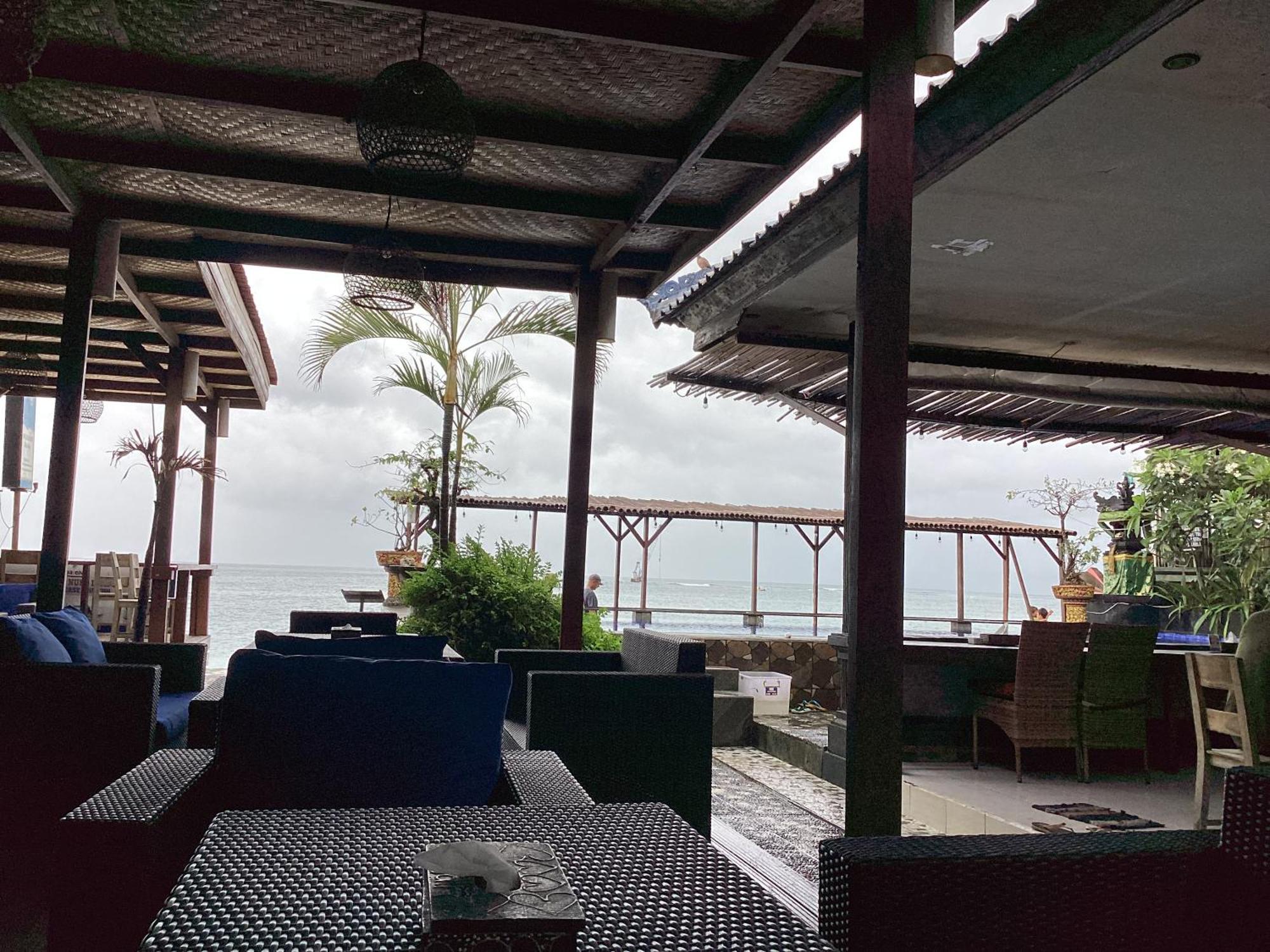Linda Beach Hotel Lembongan Exterior foto