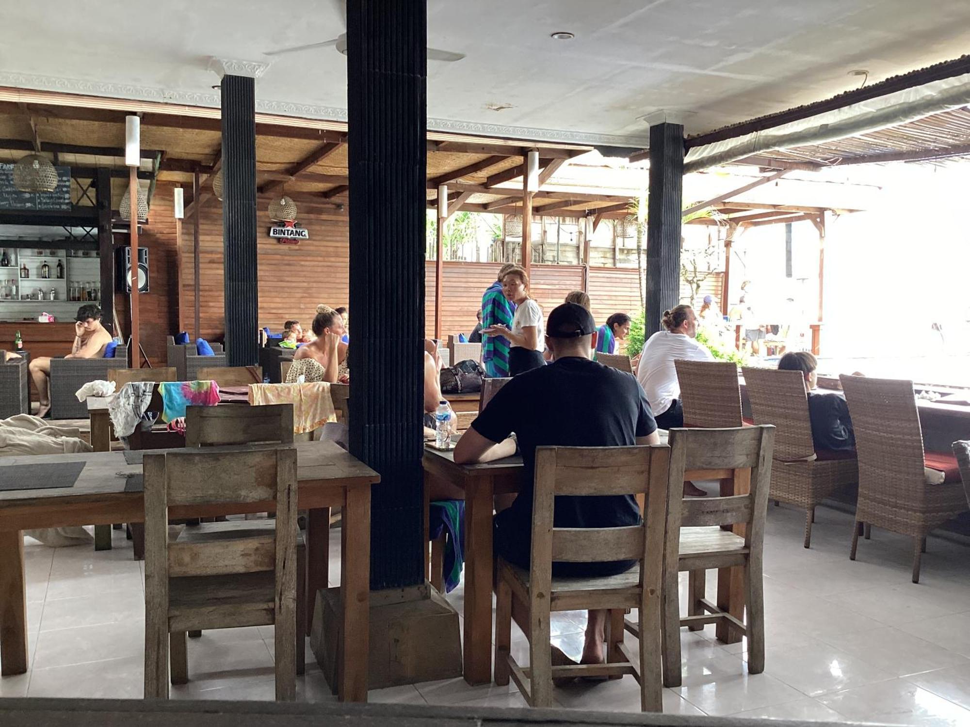 Linda Beach Hotel Lembongan Exterior foto