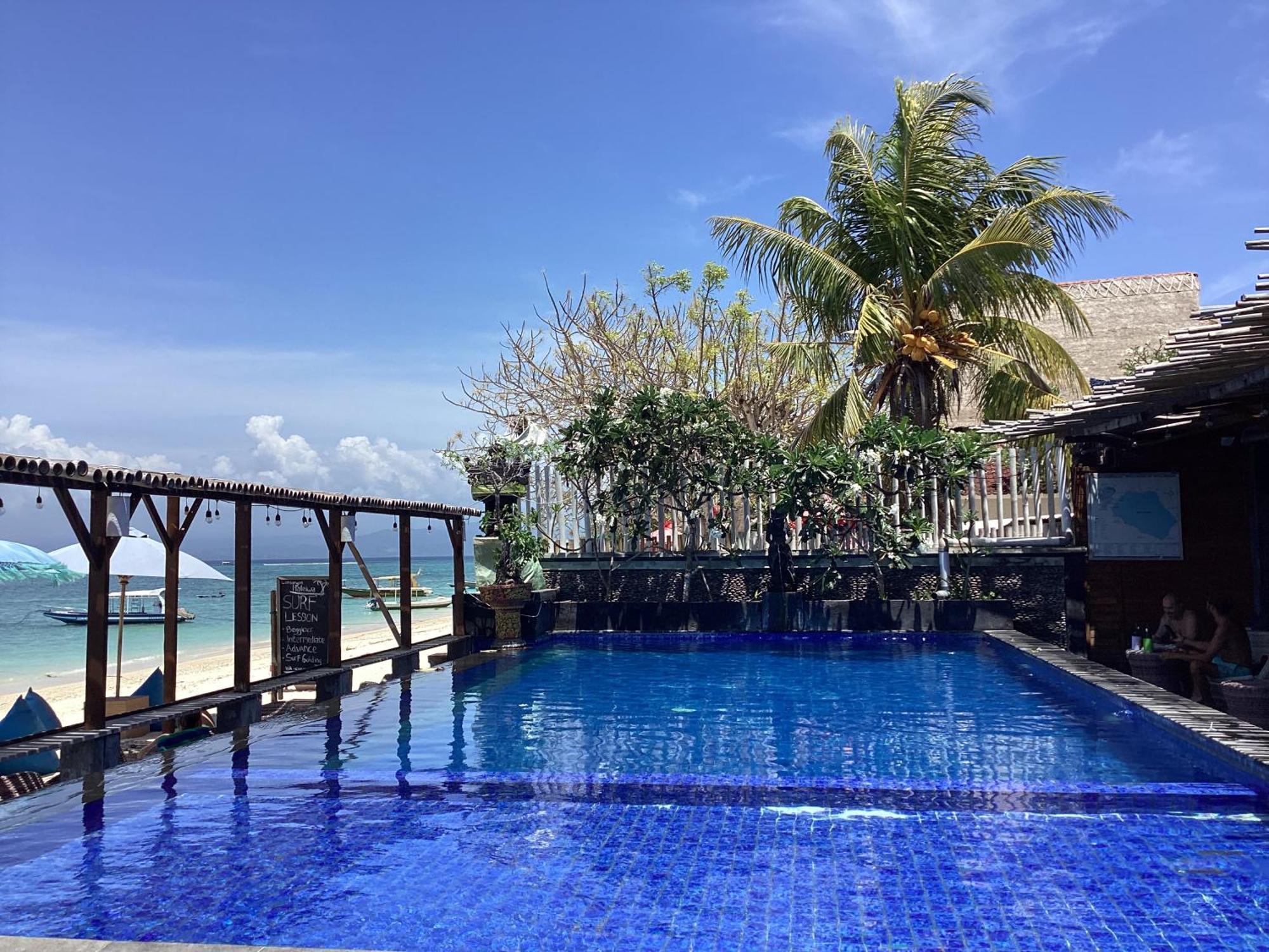 Linda Beach Hotel Lembongan Exterior foto