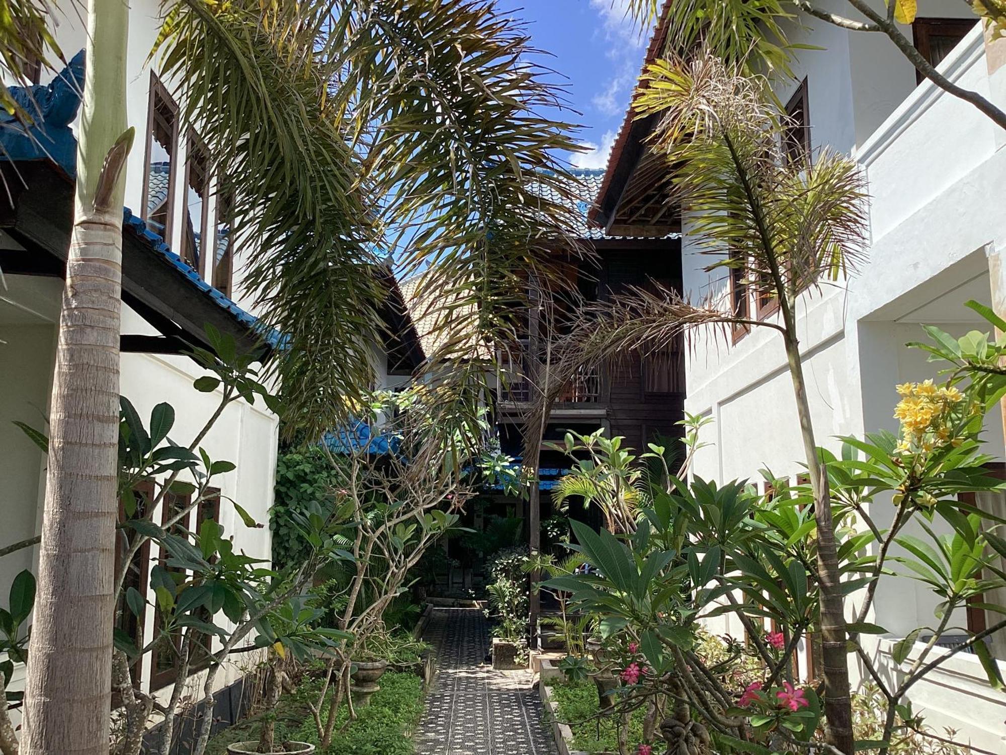 Linda Beach Hotel Lembongan Exterior foto