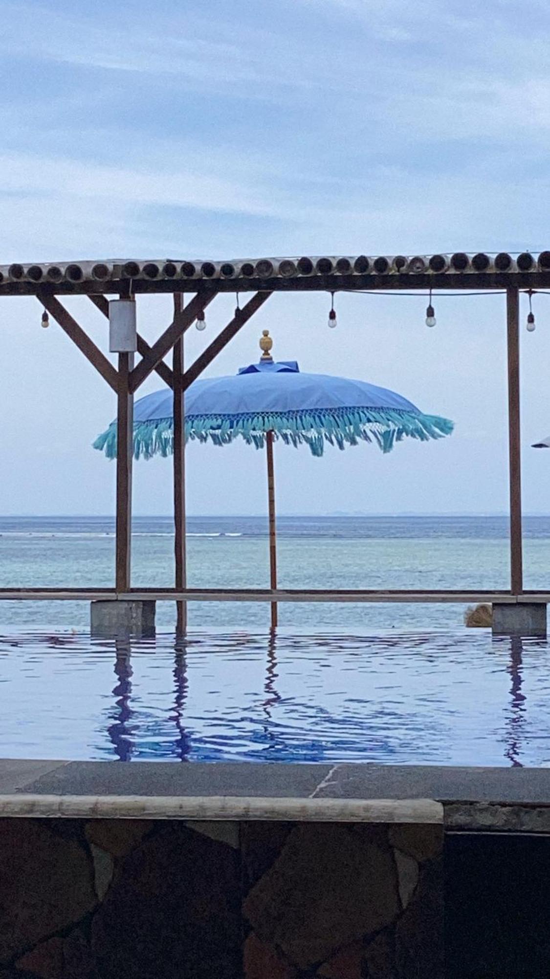 Linda Beach Hotel Lembongan Exterior foto