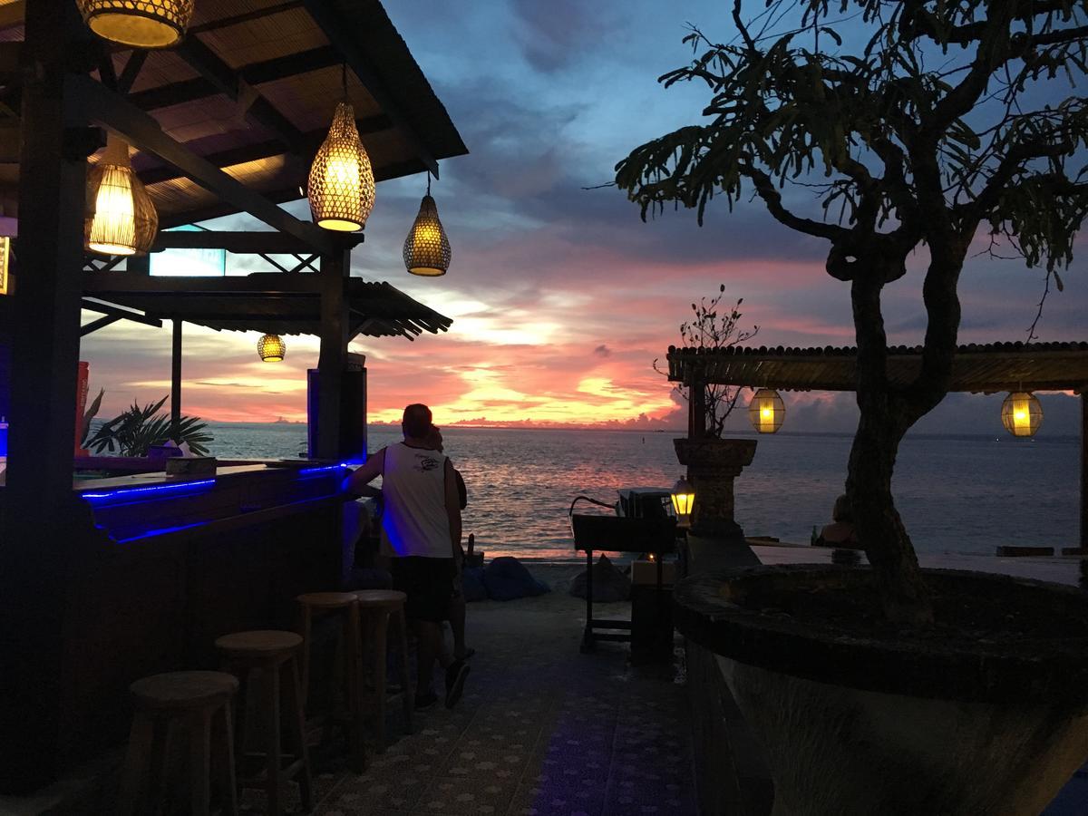 Linda Beach Hotel Lembongan Exterior foto