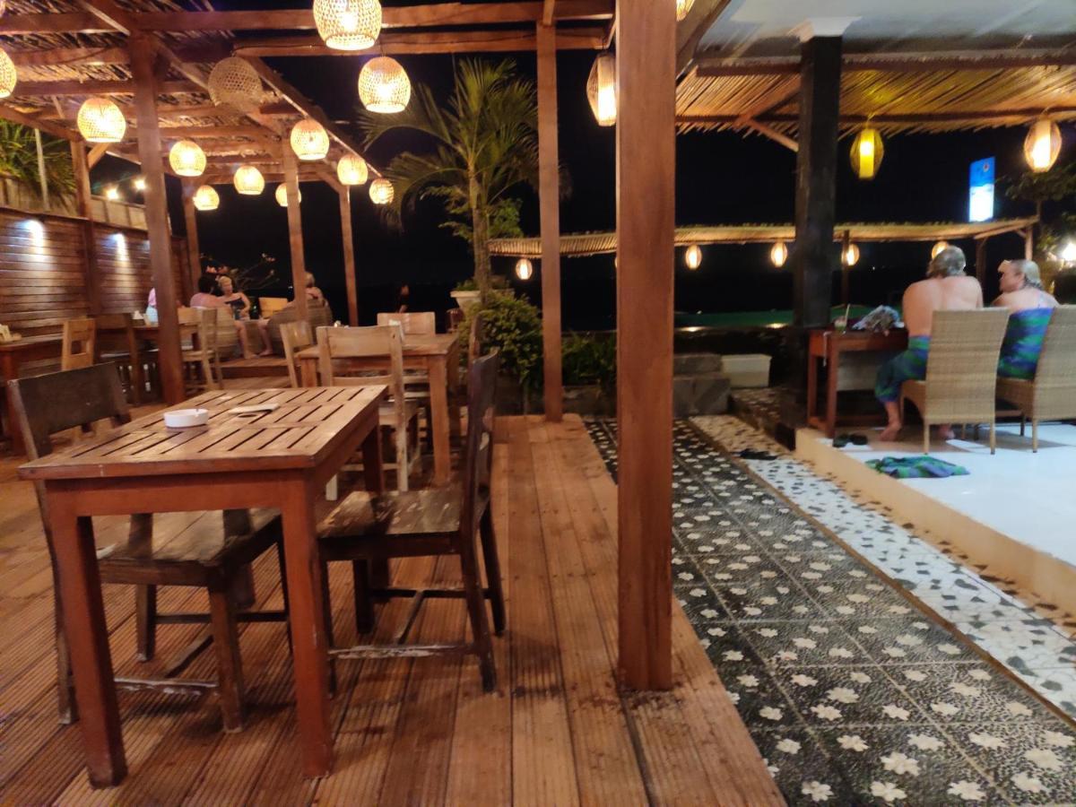 Linda Beach Hotel Lembongan Exterior foto
